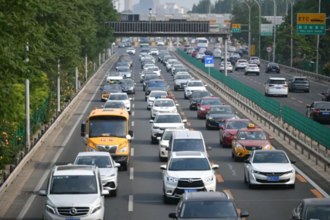 64642e5be73b5.jpg 2.jpg